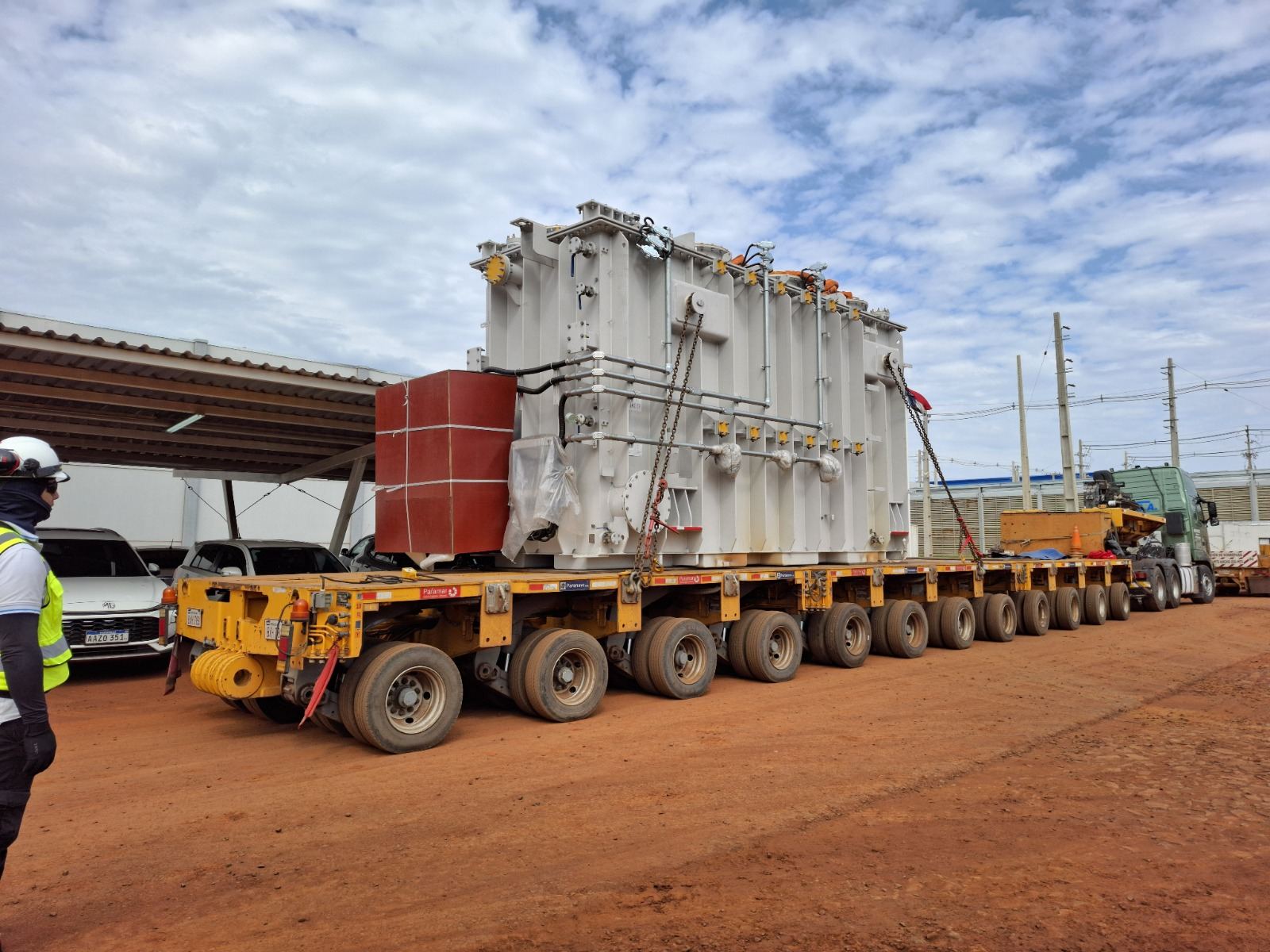 Ampliación de potencia 100MW en Yguazú, transporte de transformador